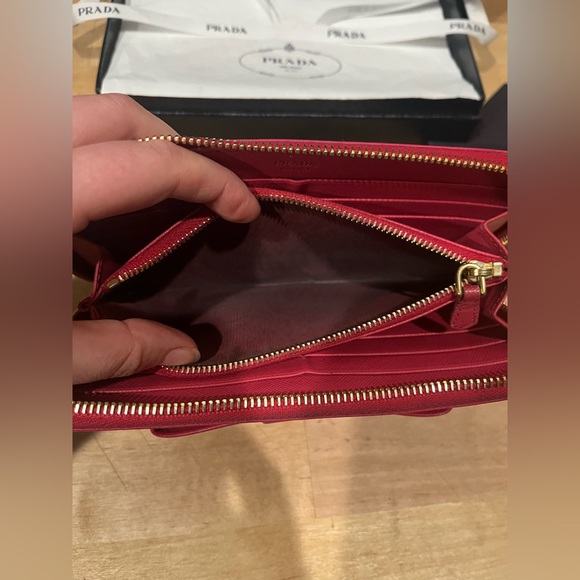Prada zip wallet full inclusion - Picture 5 of 13